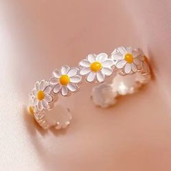 Daisy Ring 