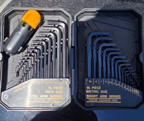 MUST SELL TODAY!!!     Husky Ratchet Straps & Hand Tool Bundle
