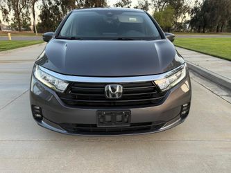 2022 HONDA ODYSSEY LIMITED LIKE NEW