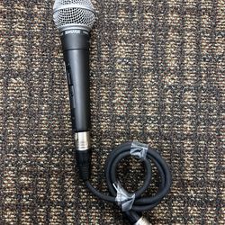 Shure SM58 Microphone W/cord 