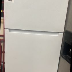 Vissani MDTF18WHR 18 cu. ft. Top Freezer Refrigerator