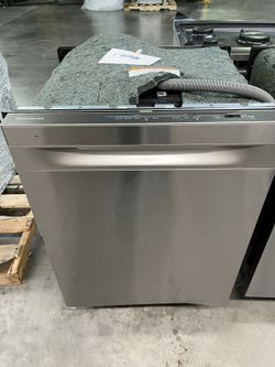 Open Box Frigidaire 24" Dishwasher  FDHP4336AS Open Box _ MSRP $629