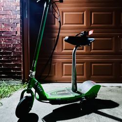 Electric Razor Scooter with Seat