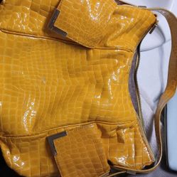 MICHAEL KORS BEVERLY LEATHER BAG SUN CROC EMBOSSED 