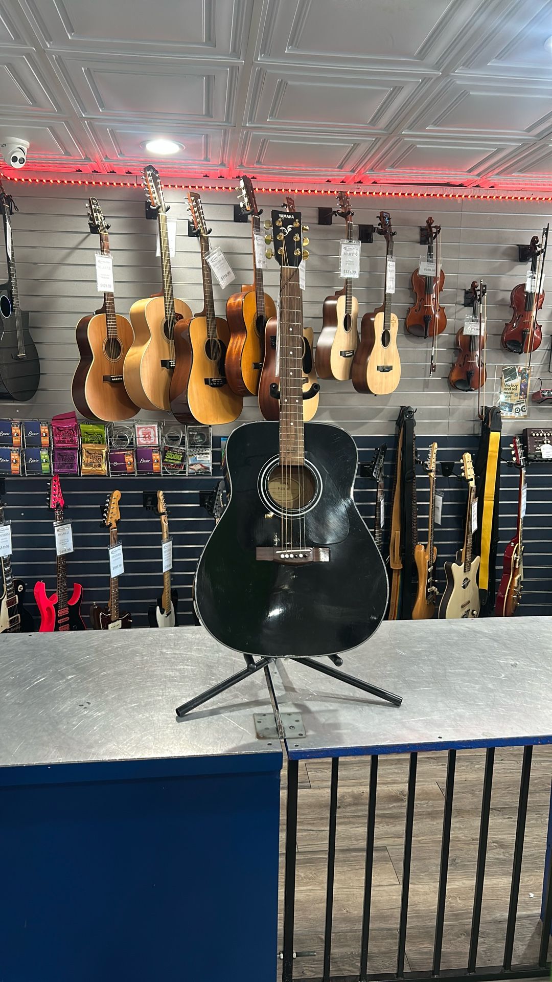 Yamaha 6 String Electric
