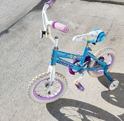Kids bicycle training wheels