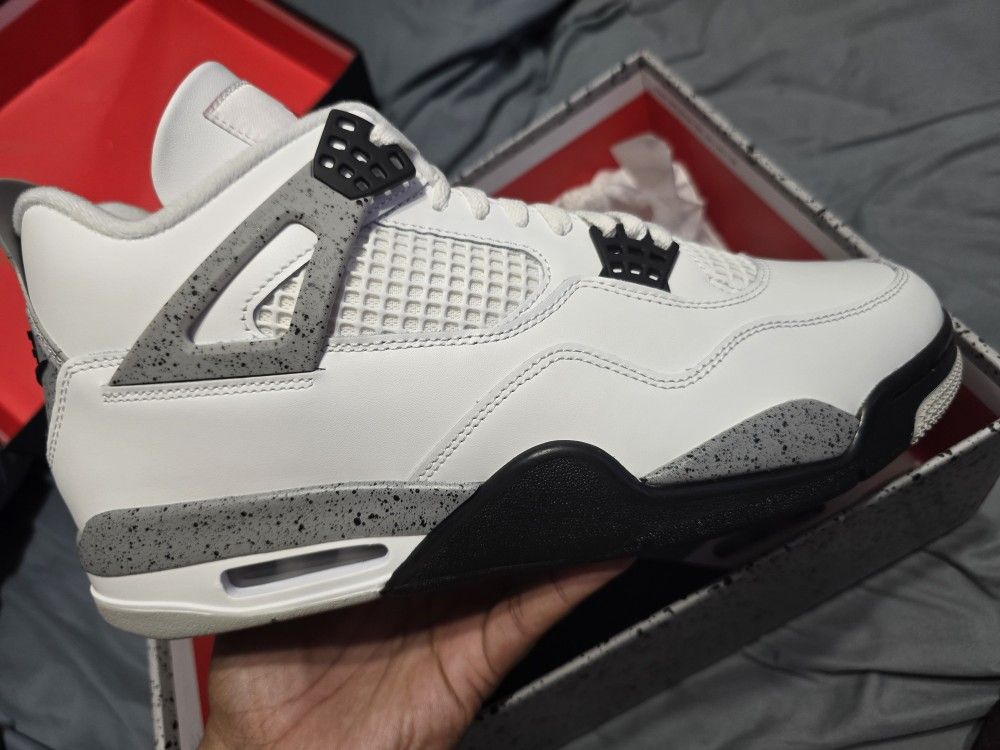 Jordan 4 White Cement Ds Sz 11.5