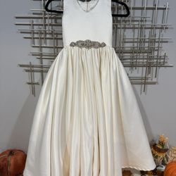 GORGEOUS Amalee Flower Girl Dress - Size 6 