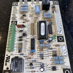 17B0001N03  Carrier CXM Control Board with 7" ACD