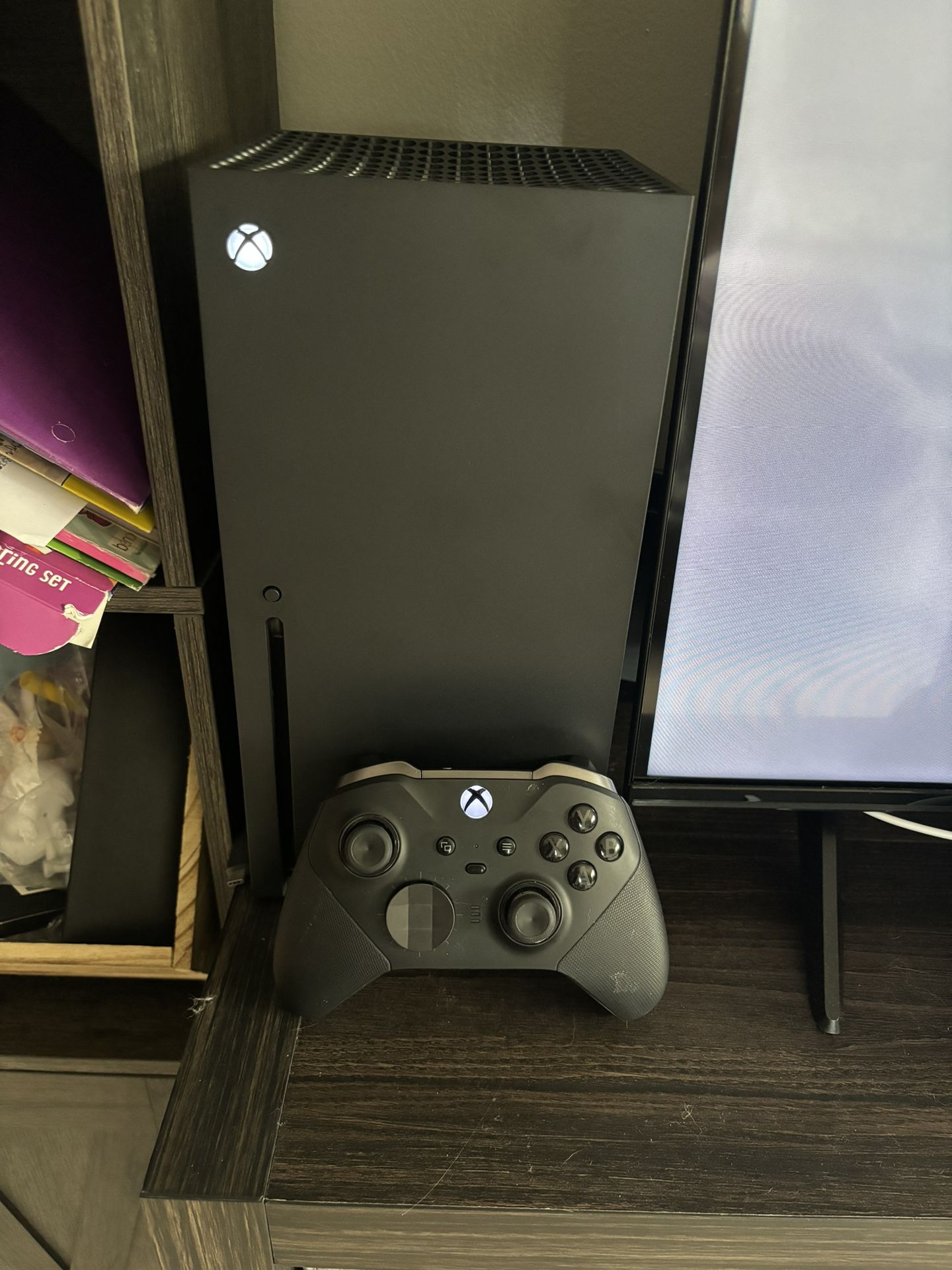 Xbox Series X With Elite Series 2 Controller 