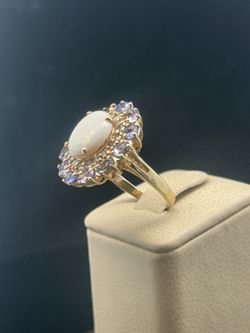 14k gold Opal ring