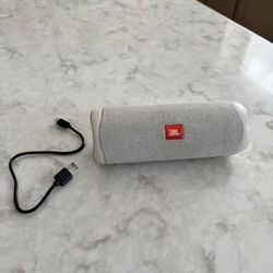 JBL Flip 5