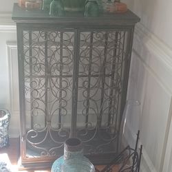 Metal Wine And Storage Rack With Lock
