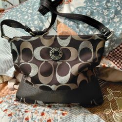 Vintage Coach Crossbody $60 Obo