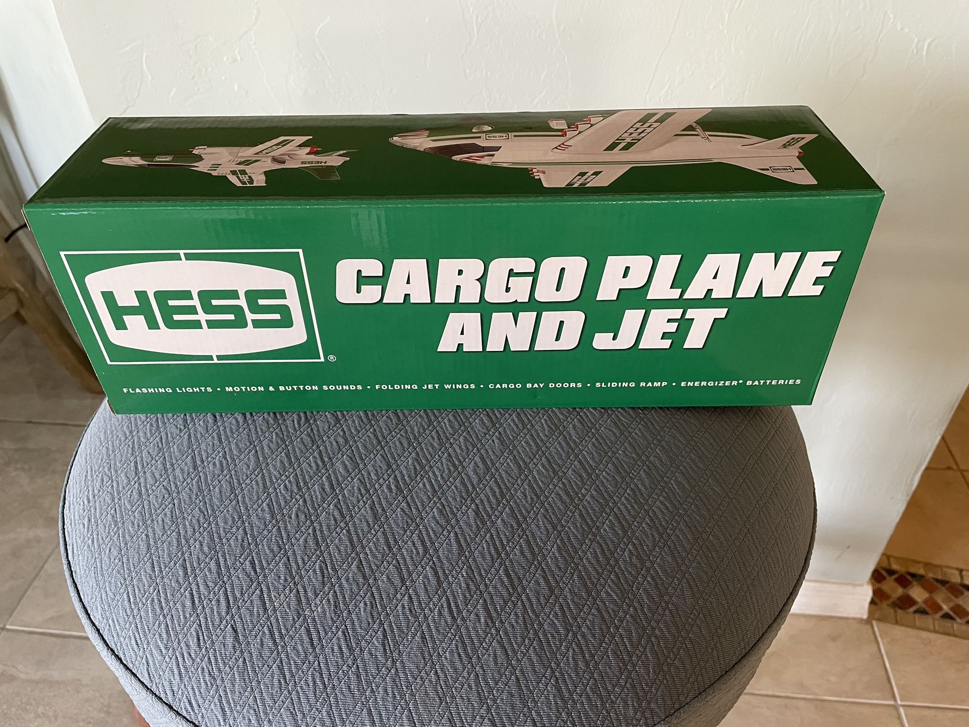 Hess Cargo Plane And Jet