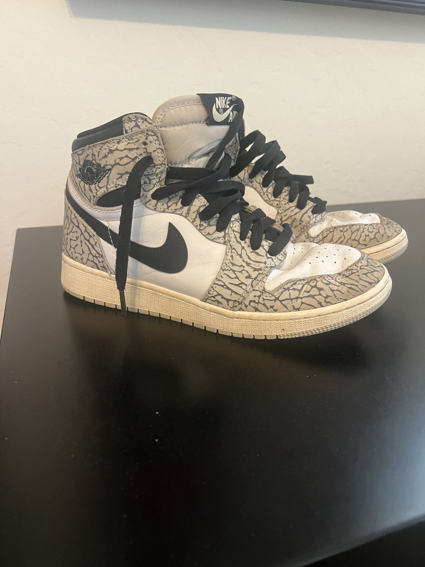 High Top Nike Shoes (6.5 Men’s