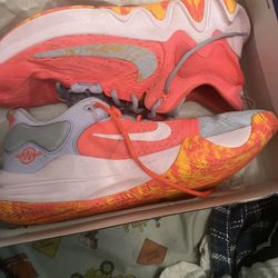 giannis immortality 2 Size 11