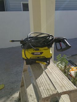 Pressure washer