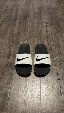 Nike Youth Slides