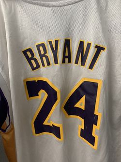 Kobe Bryant Lakers Away Purple & Gold #8 M/L Reebok Authentic Jersey for  Sale in Bloomington, CA - OfferUp
