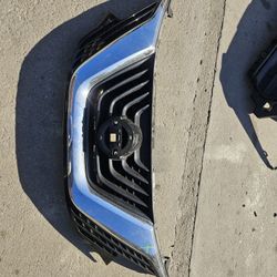 Nissan Murano Grille Oem