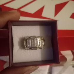  Men's 14kt Diamond Vs Stone  Ring