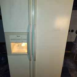 Whirlpool Refrigerator 