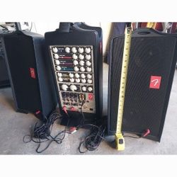 ON STAGE FENDER PASSPORT SPEAKER SYSTEM MODEL PD-250 IN EXCELLENT CONDITION SUPER LOUD