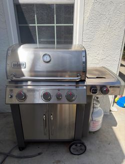 Weber Genesis Gas Grill – Great Value