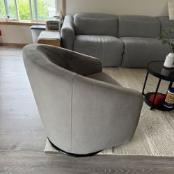 Modern Swivel & Rocker Barrel Accent Chair – Plush Gray Velvet 
