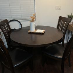 Dining Table Circular Wood
