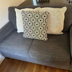 Loveseat Sofa & 3 Decorative Pillows