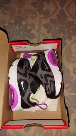 Brand New Baby Nike Size 4C