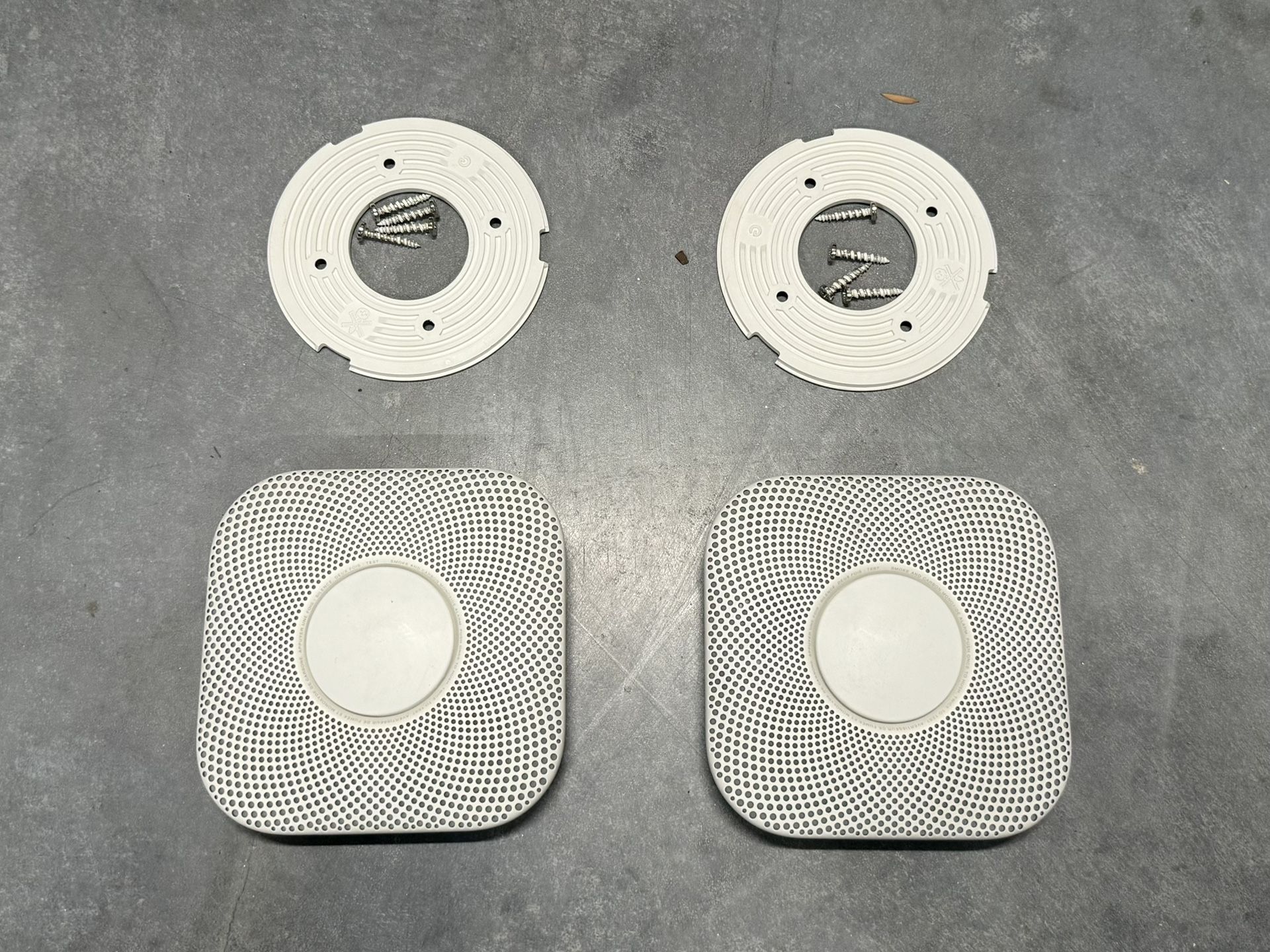 Google Nest Protect (2nd Gen) – Smoke & CO Detectors (Set of 2) – Excellent Condition