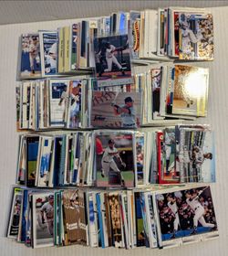 HUGE Derek Jeter Lot 450+ cards!!