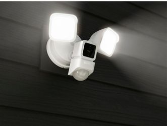 FLOODLIGHT SECURITY CAMERA 1080p HD COLOR TWO-WAY AUDIO WIRED IP65 v3 SIREN BRAND NEW