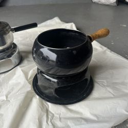 Fondue Pot