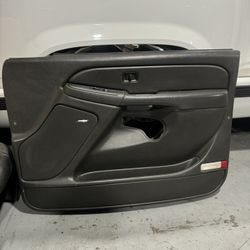 03-07 Silverado Door Panels Complete 