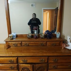 Bedroom And Kitchen Furniture 