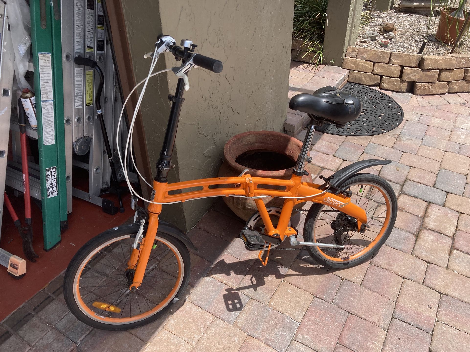 Citizen Folding Bike