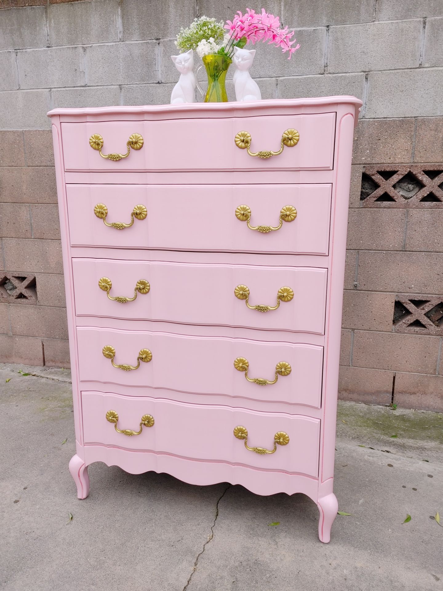 Gorgeous Vintage Pink Chest Of Drawers