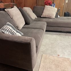 Sofa with Chaise Lounge 