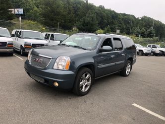 2008 Gmc Denali navigation third row seat