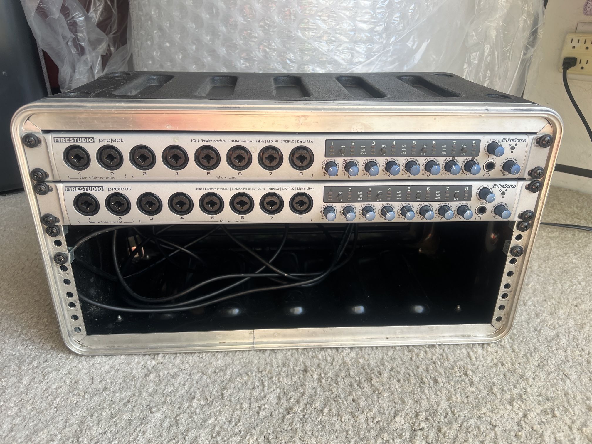 Presonus Firestudio. Sound Interface with Hard case. 16 channels