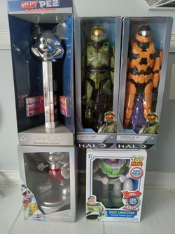 Figure toy lot Brand new $50 
