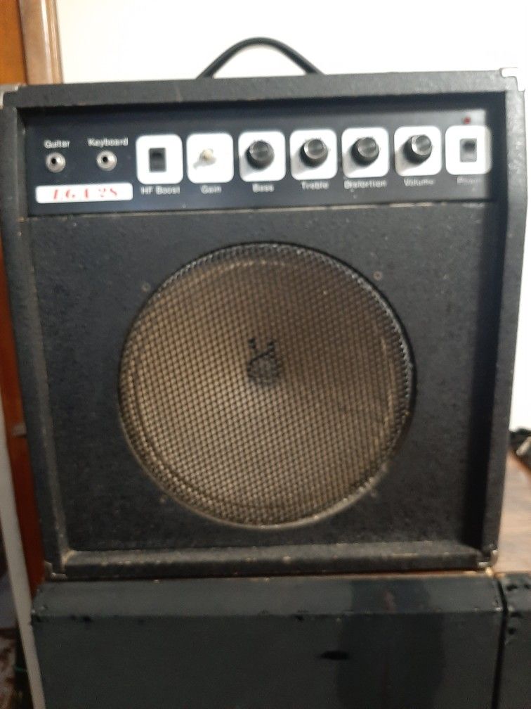 Sears LGA 28 Guitar Keyboard Amplifier