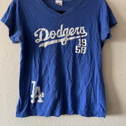 Soft as a Grape, Women’s Royal Blue Dodgers Shortsleeved V Neck Shirt, Size M