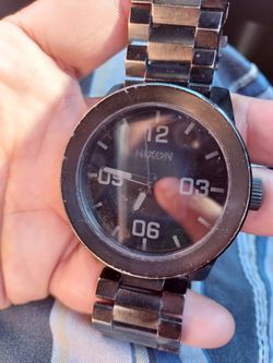 Nixon Watch