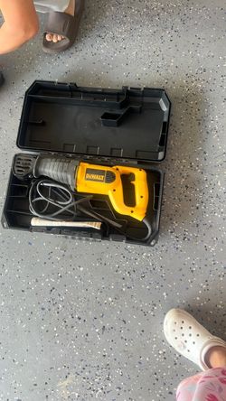 DEWALT Corded Reciprocating Saw