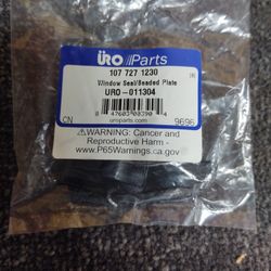 Mercedes Benz Window Seal (Right)